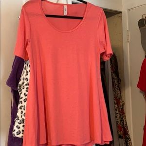 Lularoe Perfect T